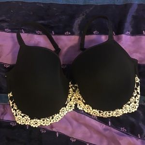 Wacoal bra; 36G